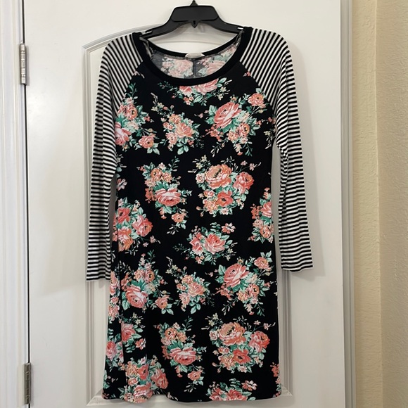 Emerald Tops - 3/ $15 sale Women’s tunic.